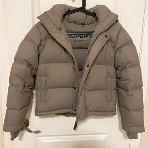 TNA The Super Puff SHORTY - Taupe